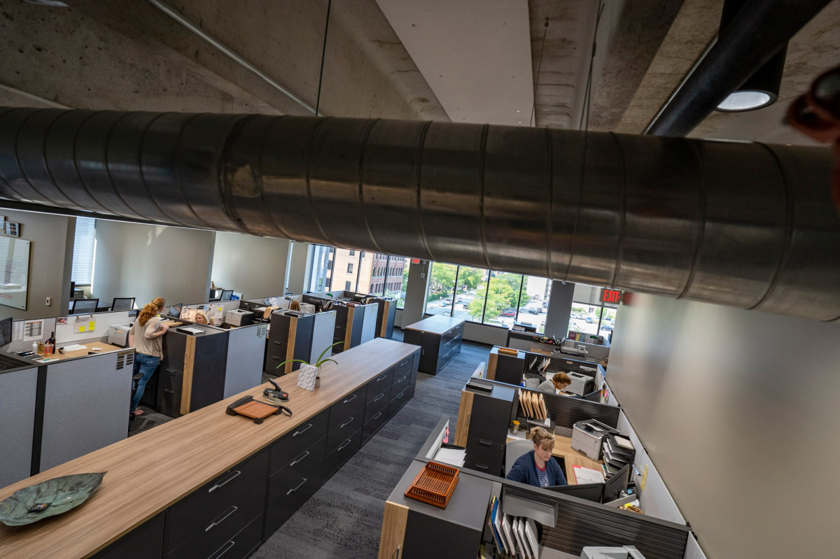 6 Signs Your Commercial HVAC System Needs Repair Maintenance Management